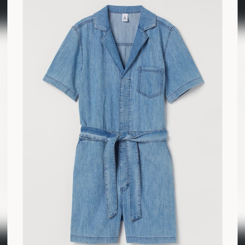 Short denim jumpsuit